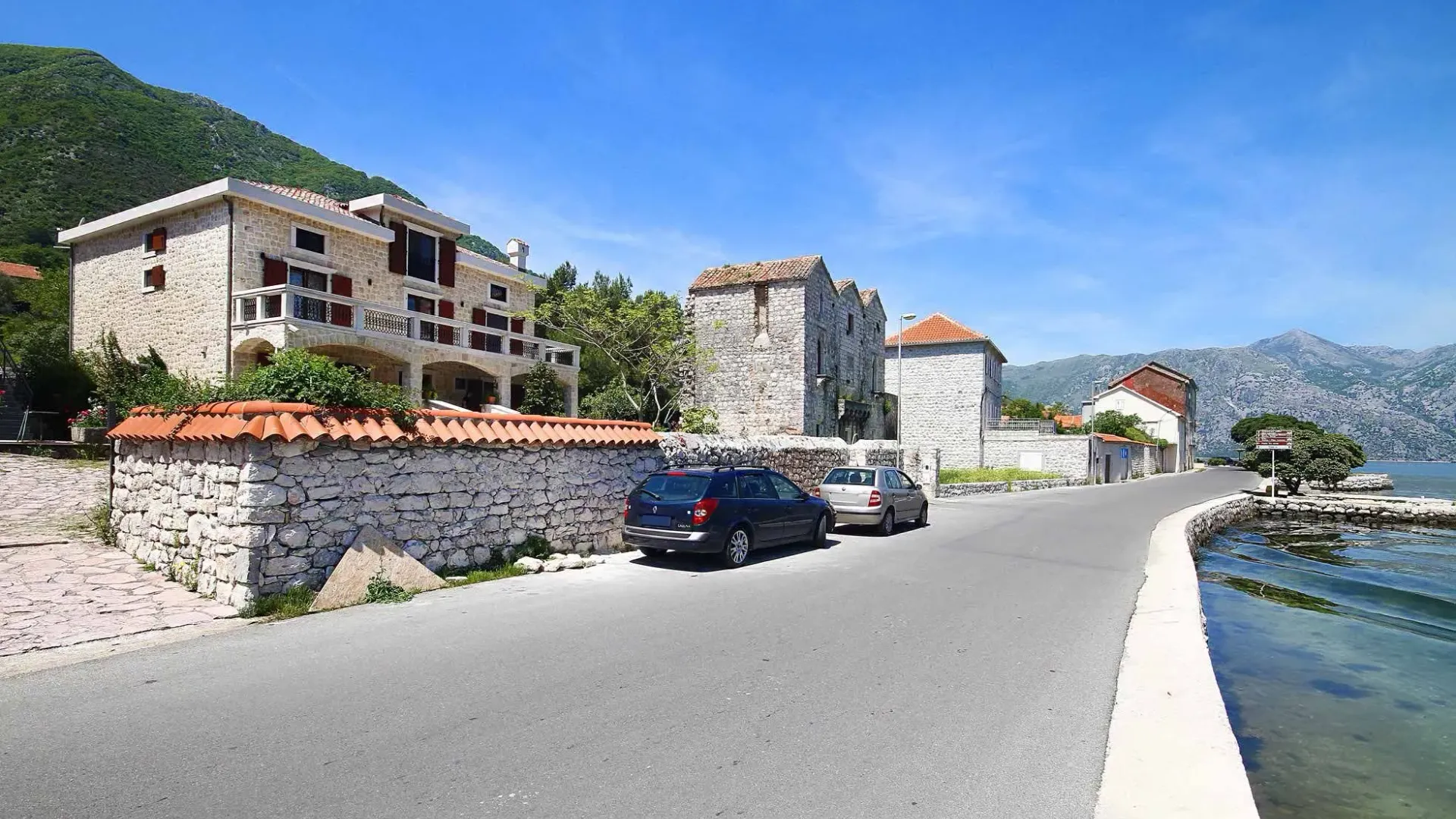 Sale, house, 497m², Prčanj, Kotor