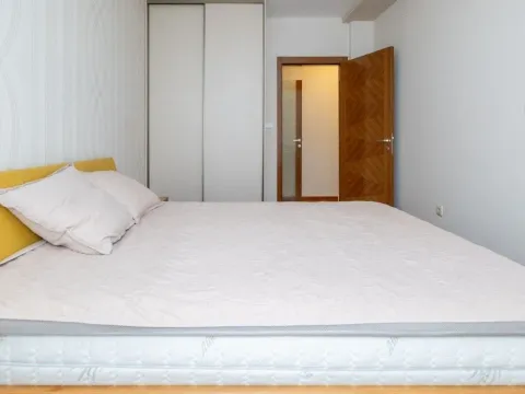 Rent, two bedroom apartment, 75m², Podgorica, Crna Gora - image 11