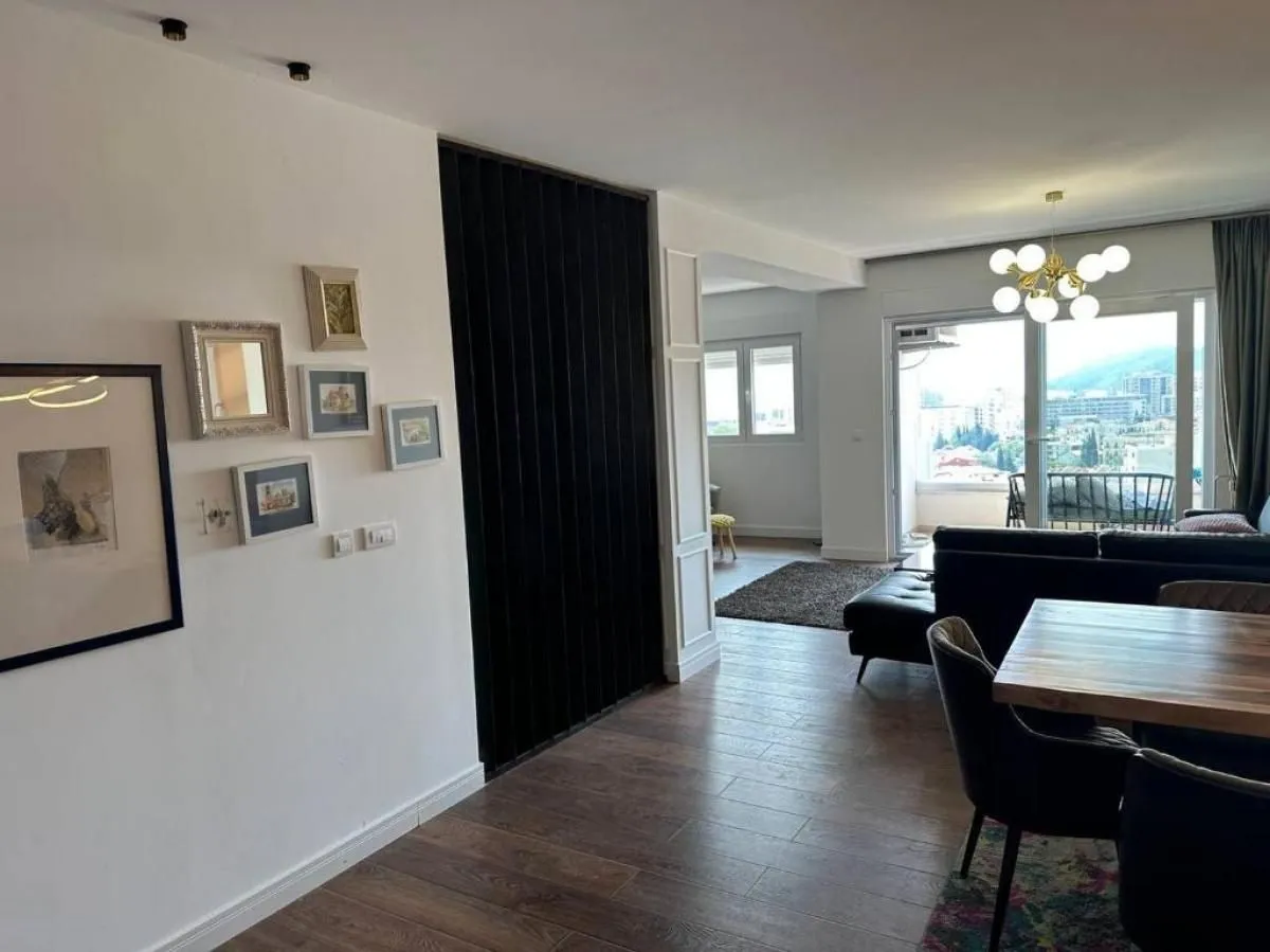 Prodaja, trosoban stan, 140m², Budva, Crna Gora