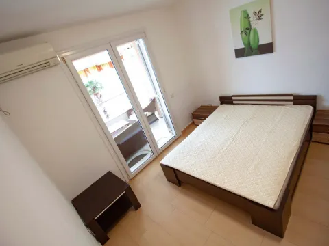 Sale, one bedroom apartment, 69m², Rafailovići, Budva - image 9