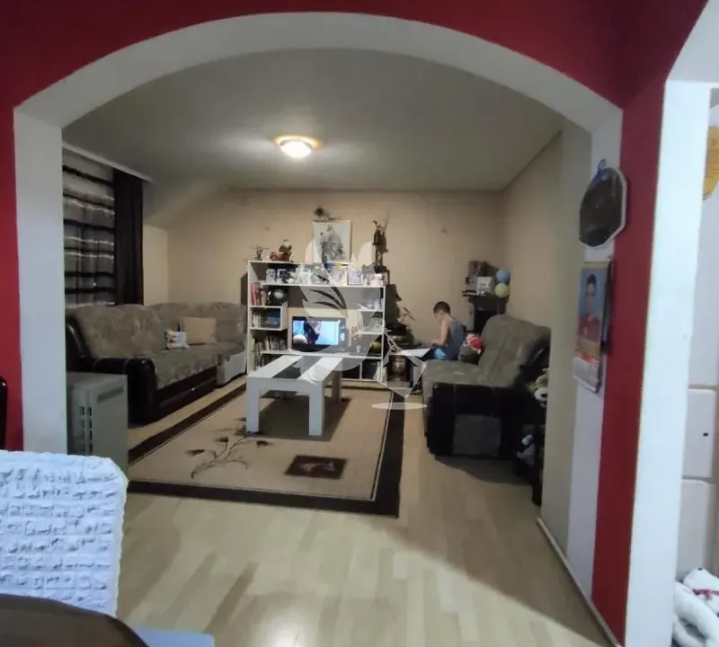 Prodaja, trosoban stan, 69m², Mladenovac, Beograd