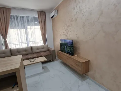Sale, studio apartment, 24m², Bečići, Budva - image 2