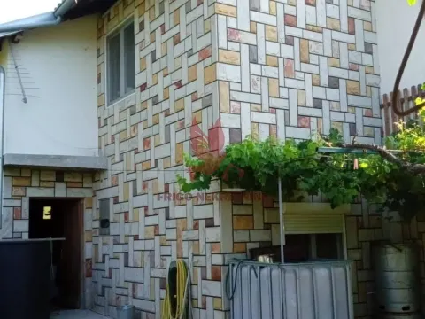 Sale, house, 242m², Amerić, Mladenovac - image 4
