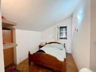 Sale, two bedroom apartment, 56m², Petrovac, Budva - image 2