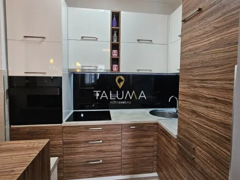 Rent, one bedroom apartment, 43m², City Kvart, Podgorica - image 4