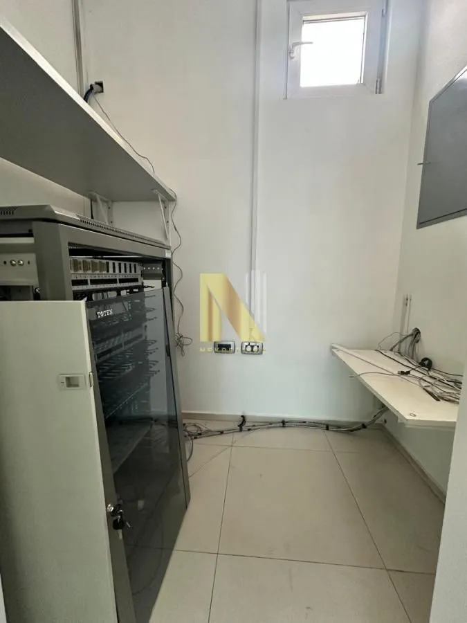 Rent, office space, 530m², Telep, Novi Sad Sve Podlokacije