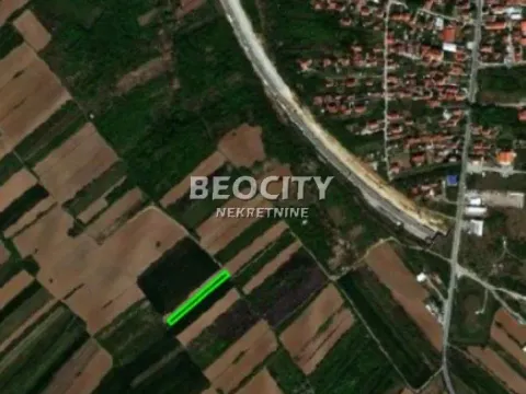 Zemljište in Železnik