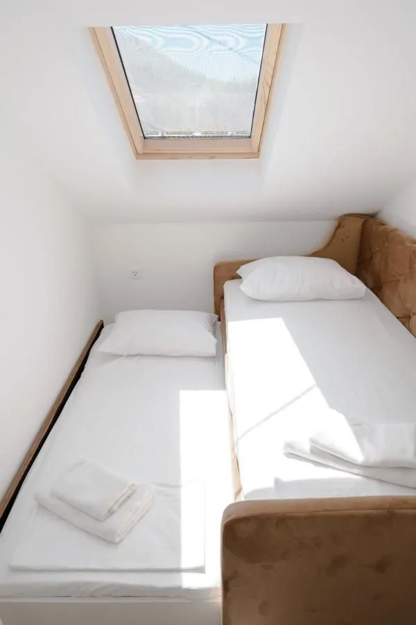 Rent, house, 50m², Tivat, Crna Gora