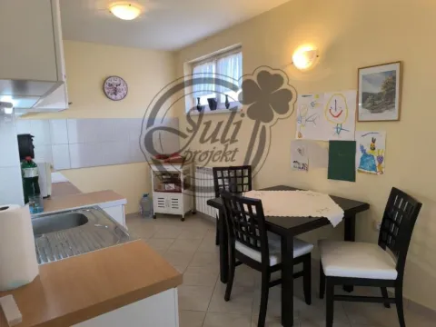 Prodaja, trosoban stan, 239m², Centar, Stara Pazova - image 6