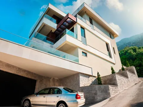 Sale, house, 632m², Rijeka Reževići, Budva - image 11