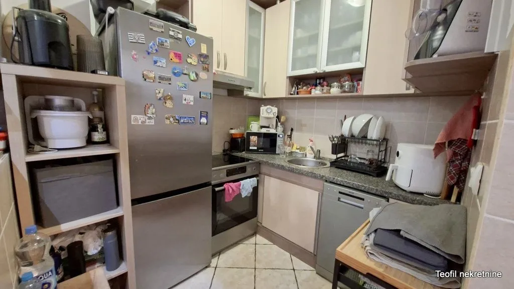 Sale, three bedroom apartment, 71m², Brace Jerković, Voždovac Sve Podlokacije