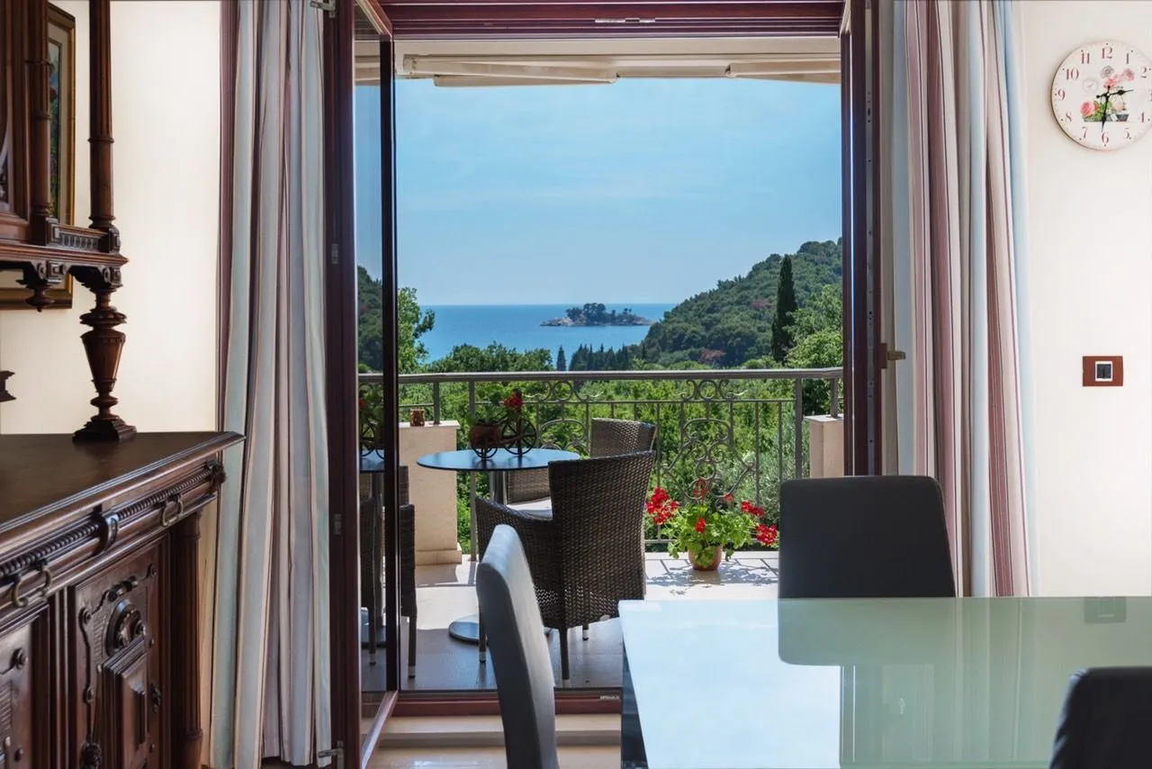 Sale, apartment, 88m², Petrovac, Budva