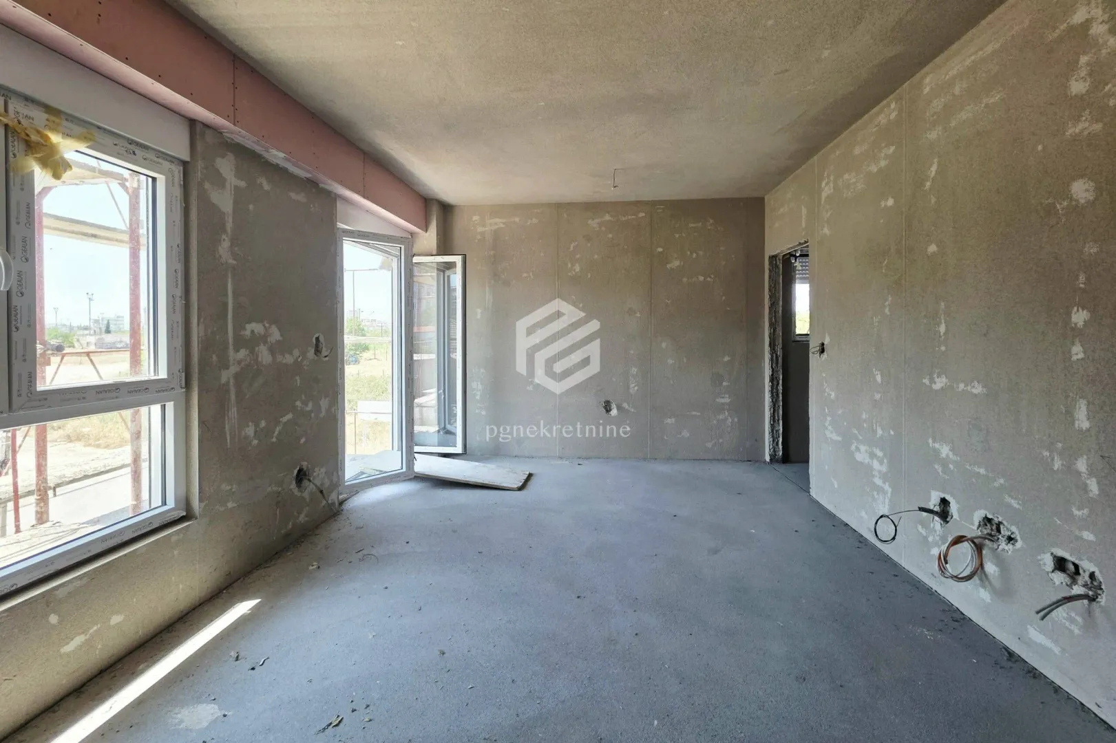 Prodaja, dvosoban stan, 65m², Konik, Podgorica