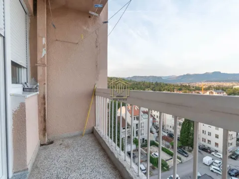 Izdavanje, jednosoban stan, 60m², Centar, Podgorica - image 8