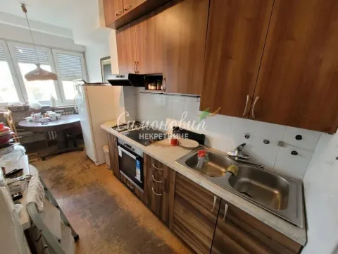 Prodaja, trosoban stan, 72m², Dušanovac, Voždovac Sve Podlokacije - image 16