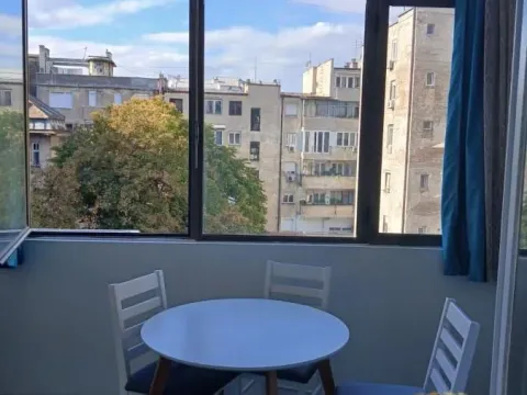 Izdavanje, dvosoban stan, 75m², Stari Grad, Beograd - image 6