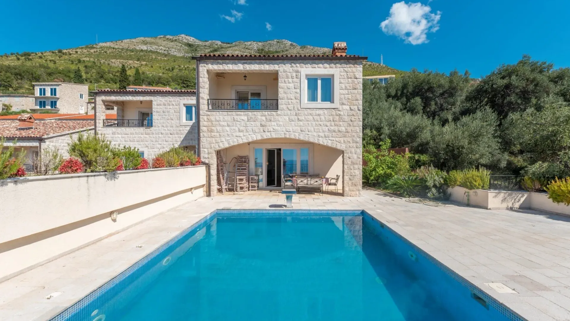Sale, house, 150m², Reževići, Budva
