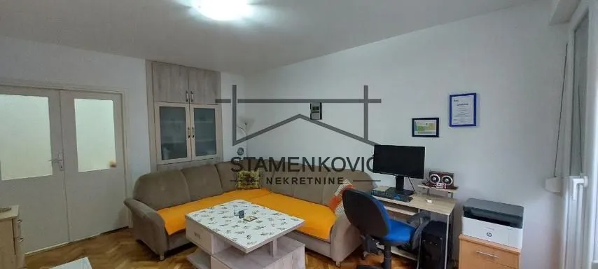 Prodaja, dvosoban stan, 58m², Bulevar Oslobodjenja, Novi Sad Sve Podlokacije