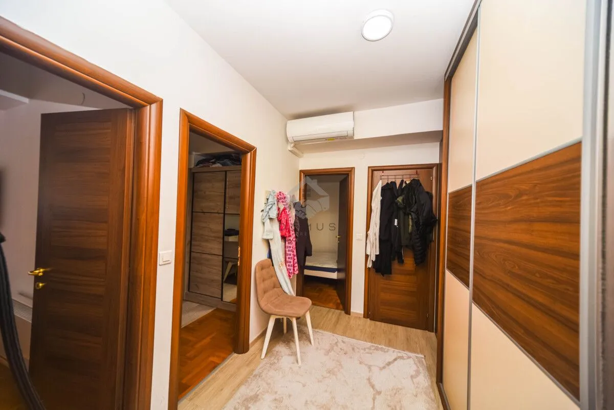 Prodaja, trosoban stan, 93m², City Kvart, Podgorica