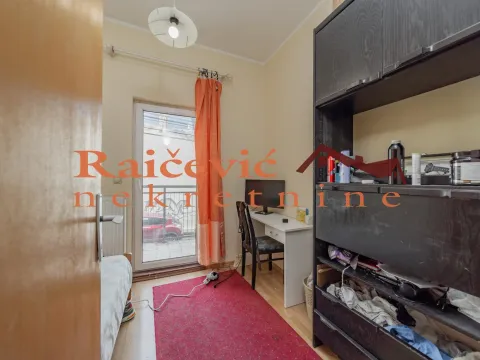 Prodaja, trosoban stan, 71m², Voždovac Sve Podlokacije, Beograd - image 8