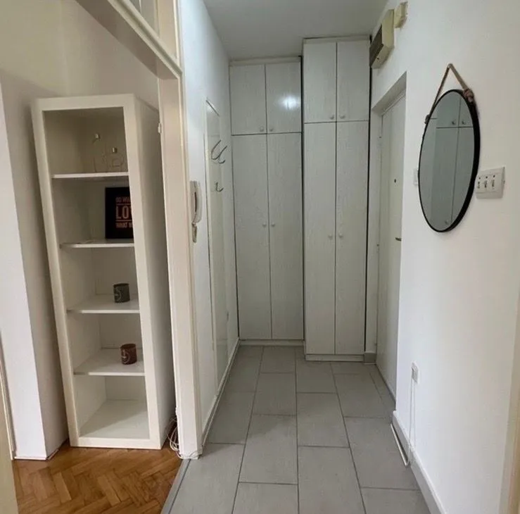 Rent, one bedroom apartment, 37m², Tološka šuma, Podgorica