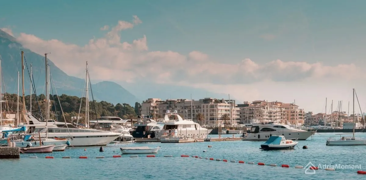 Sale, three bedroom apartment, 222m², Porto Montenegro, Tivat