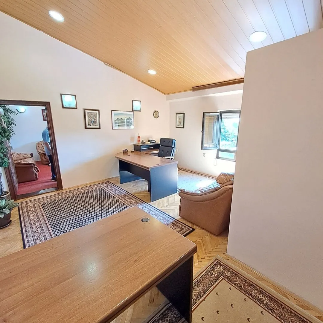 Rent, office space, 60m², Stari Aerodrom, Podgorica