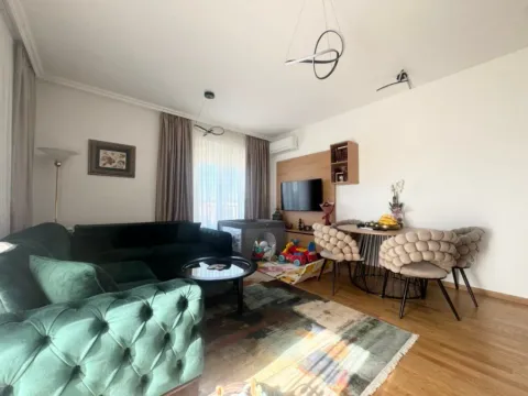 Prodaja, dvosoban stan, 66m², Stari Aerodrom, Podgorica - image 12