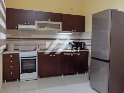 Izdavanje, četvorosoban stan, 120m², Telep, Novi Sad Sve Podlokacije - image 5