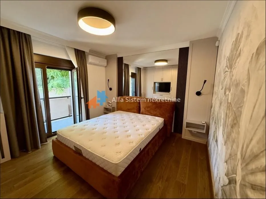 Rent, house, 250m², Višnjička Banja, Palilula Sve Podlokacije