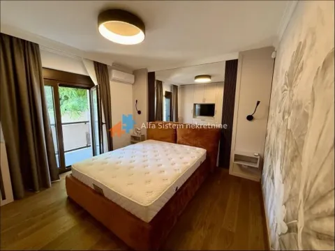 Rent, house, 250m², Višnjička Banja, Palilula Sve Podlokacije - image 10