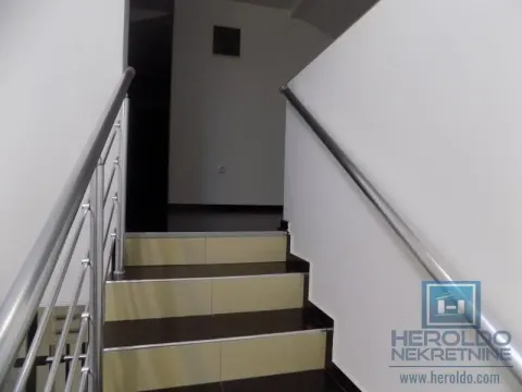 Sale, four bedroom apartment, 150m², Jagodnjak, Paraćin - image 20