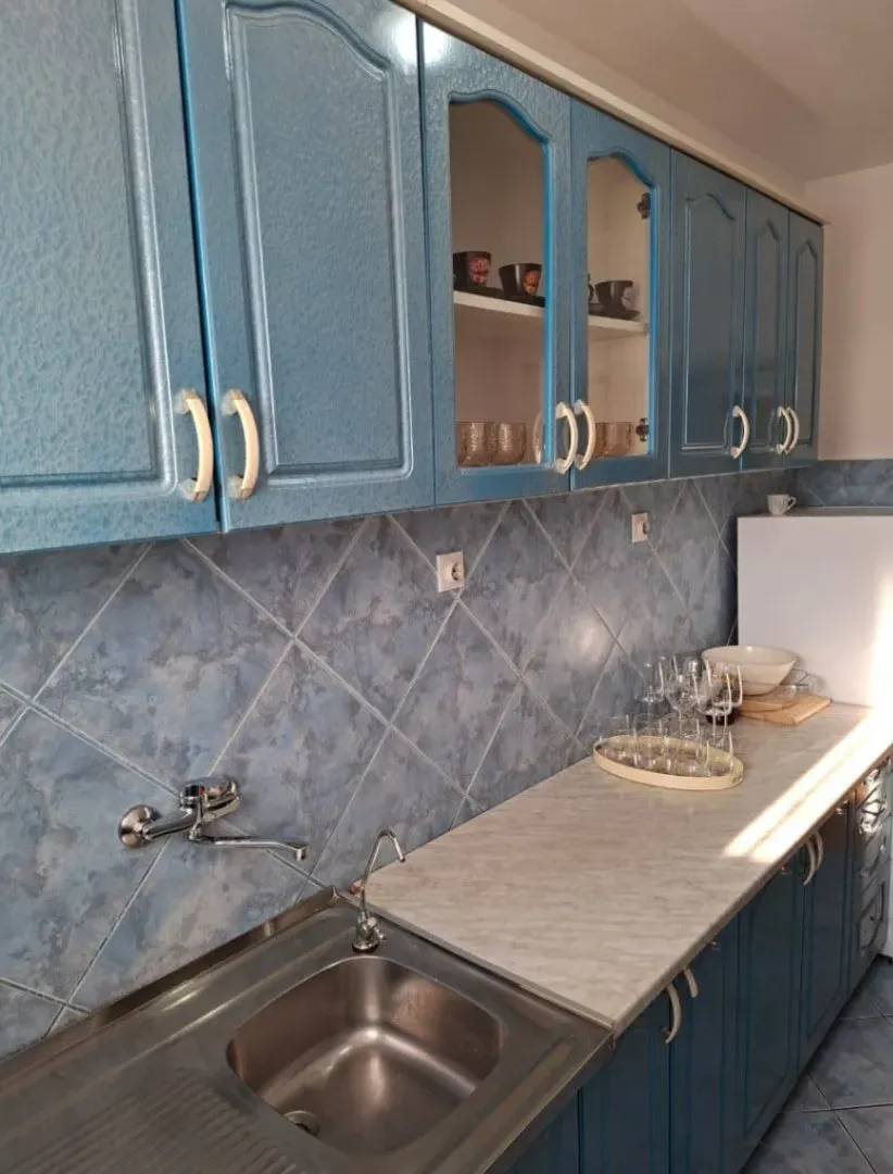 Izdavanje, kuća, 100m², Zagorič, Podgorica