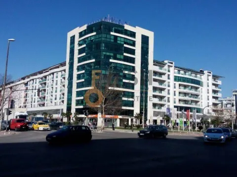 Izdavanje, poslovni prostor, 400m², Podgorica, Crna Gora - image 2