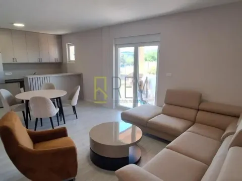 Izdavanje, kuća, 95m², Donji Kokoti, Podgorica - image 5