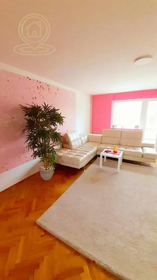 Prodaja, četvorosoban stan, 110m², Medijana, Niš