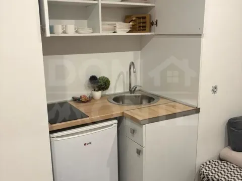 Izdavanje, garsonjera, 20m², Tivat, Crna Gora - image 4