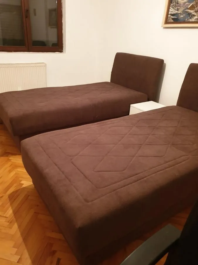 Izdavanje, jednosoban stan, 49m², Centar, Niš