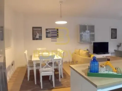 Rent, house, 130m², Savski Venac, Beograd