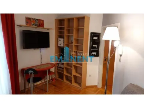 Rent, two bedroom apartment, 42m², Stari Grad, Beograd - image 4