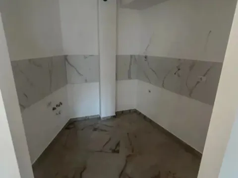 Prodaja, jednosoban stan, 58m², Zagorič, Podgorica - image 8