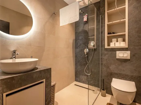 Prodaja, kuća, 318m², Reževići, Budva - image 101