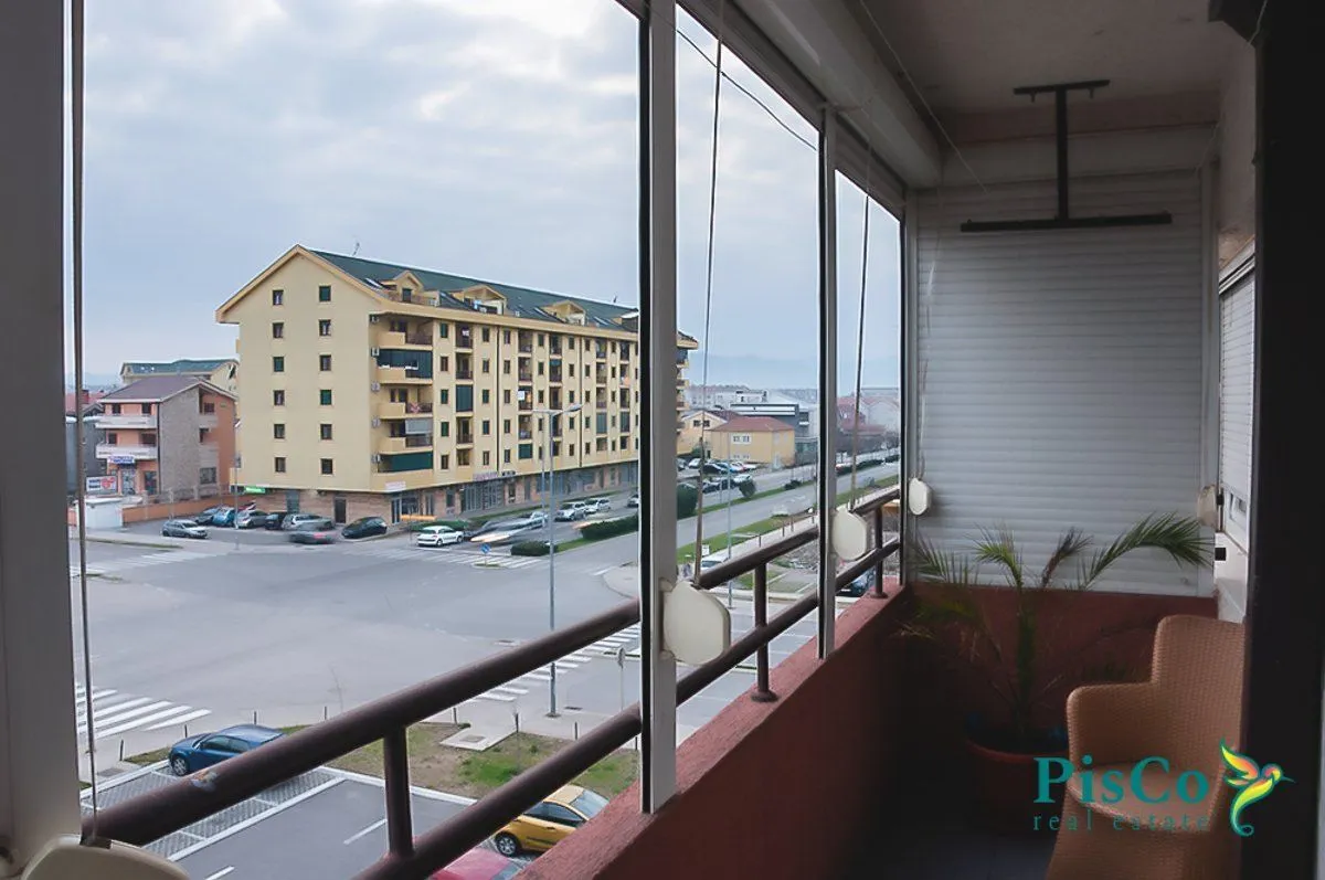 Rent, two bedroom apartment, 70m², Stari Aerodrom, Podgorica