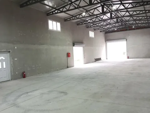 Rent, office space, 400m², Novi Banovci, Stara Pazova - image 4