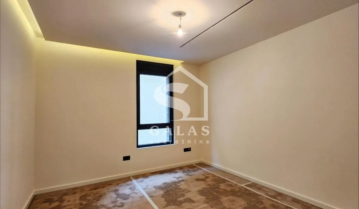Prodaja, četvorosoban stan, 132m², Autokomanda, Voždovac Sve Podlokacije