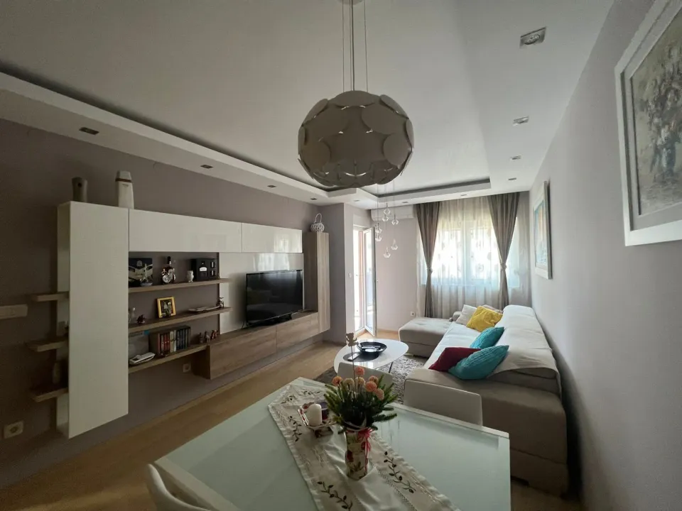 Rent, two bedroom apartment, 66m², City Kvart, Podgorica