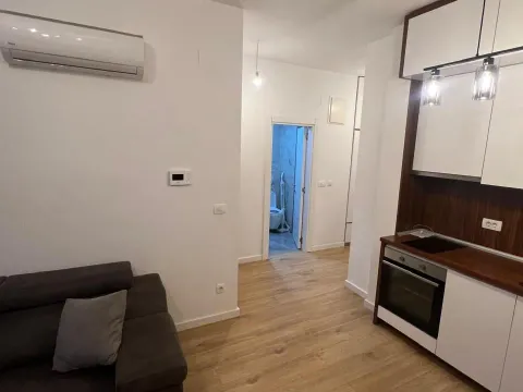 Rent, one bedroom apartment, 40m², Centar, Bar - image 3