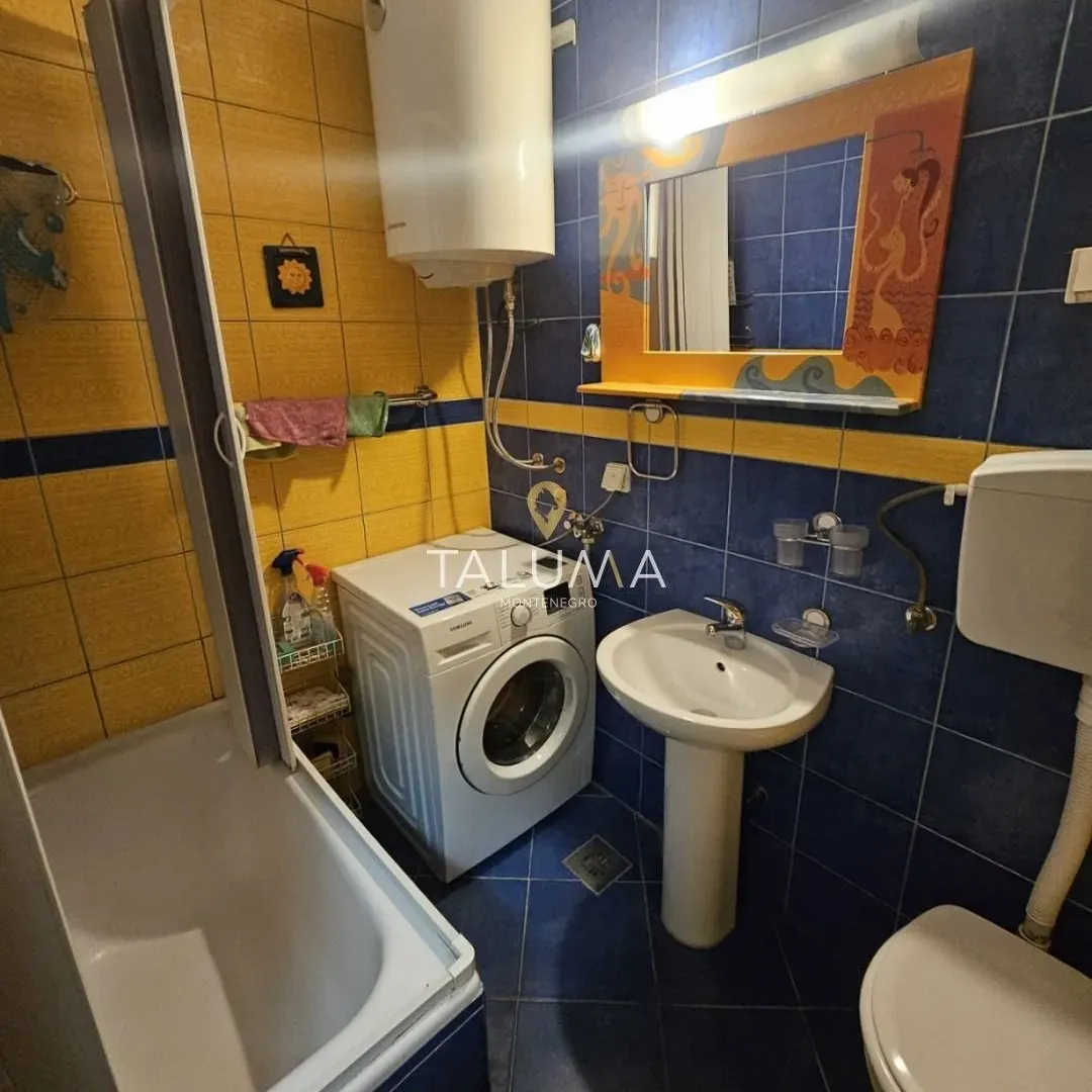 Izdavanje, dvosoban stan, 67m², Preko Morače, Podgorica