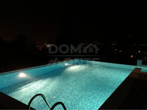 Rent, three bedroom apartment, 130m², Gornja Lastva, Tivat - image 19