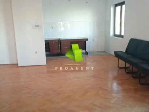 Izdavanje, poslovni prostor, 250m², Crveni Krst, Niš - image 9